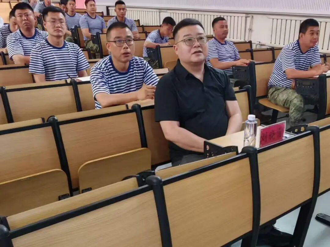 赠书仪式