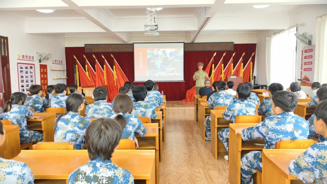 军魂铸学送教活动现场图片4